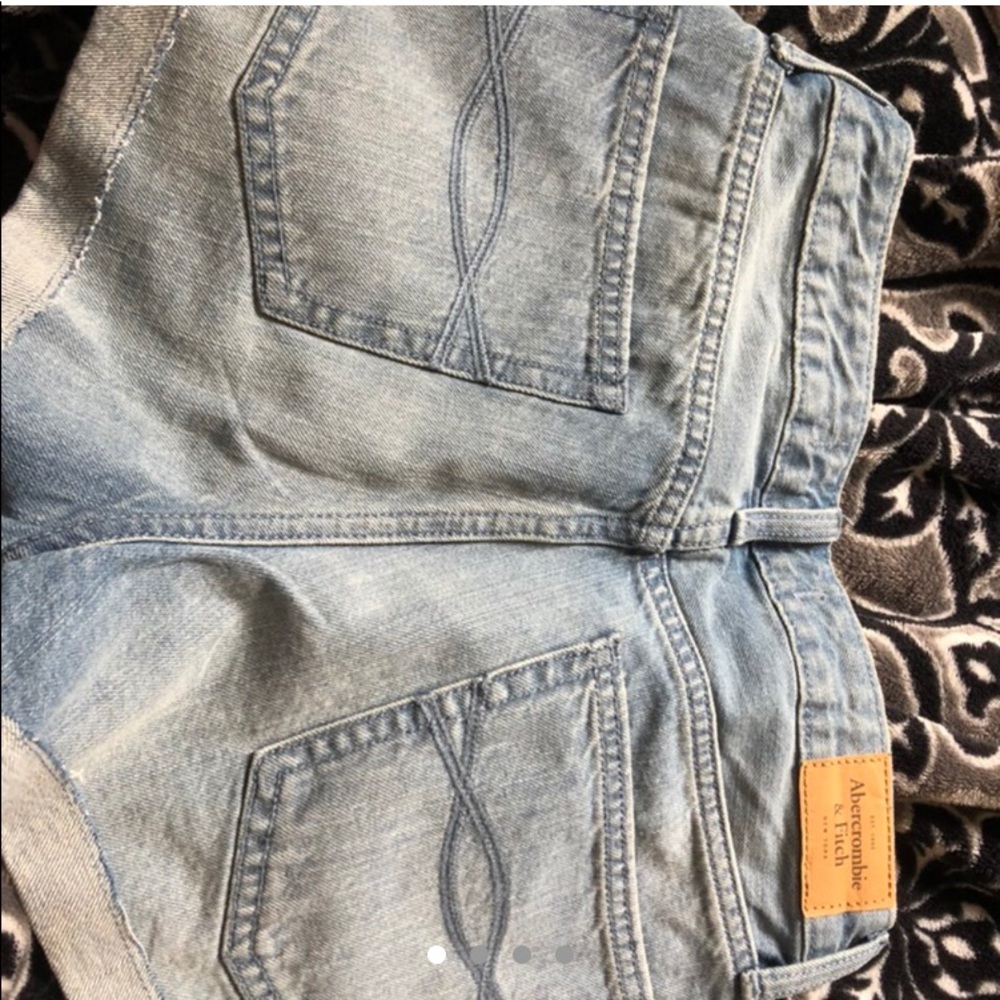 Amber Comby and Fitch shorts